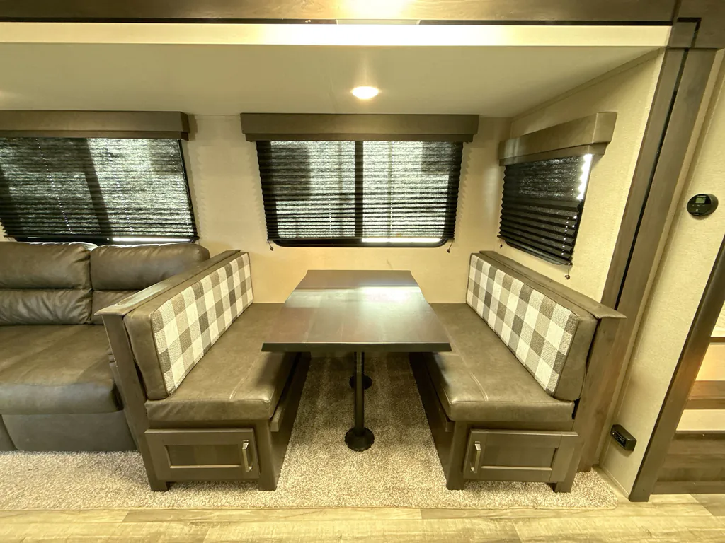 2023 Grand Design Transcend Xplor 321BH, Photos photo 20