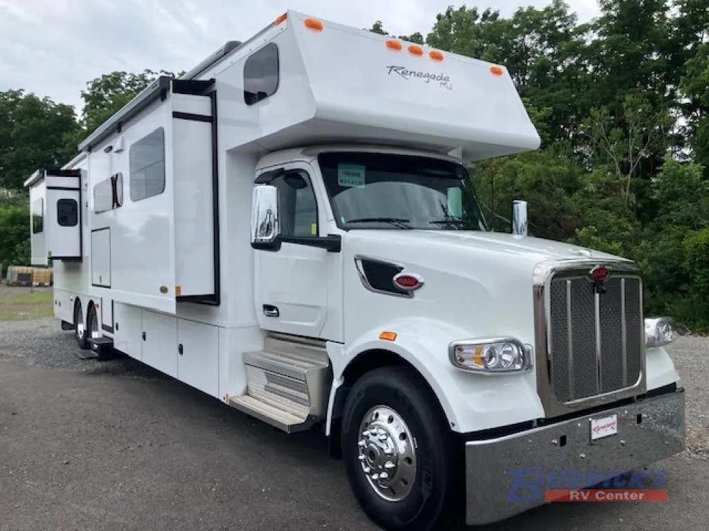 2027 Renegade RV Classic 45CMR - Photo 2