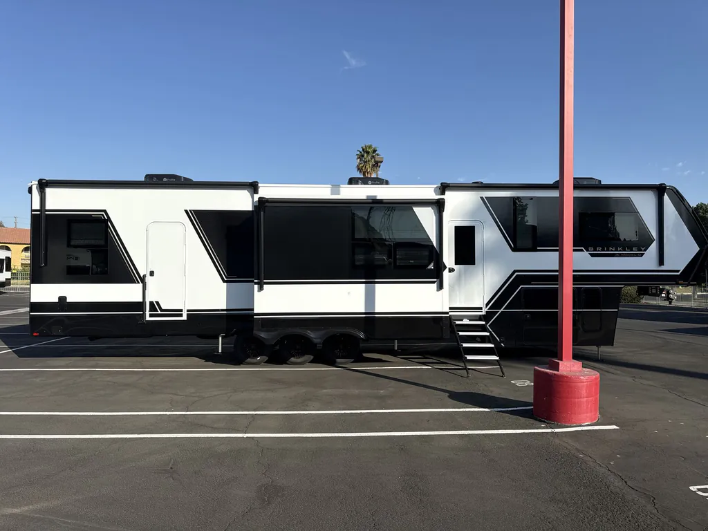 2027 Brinkley Model G 3970, Photos photo 41