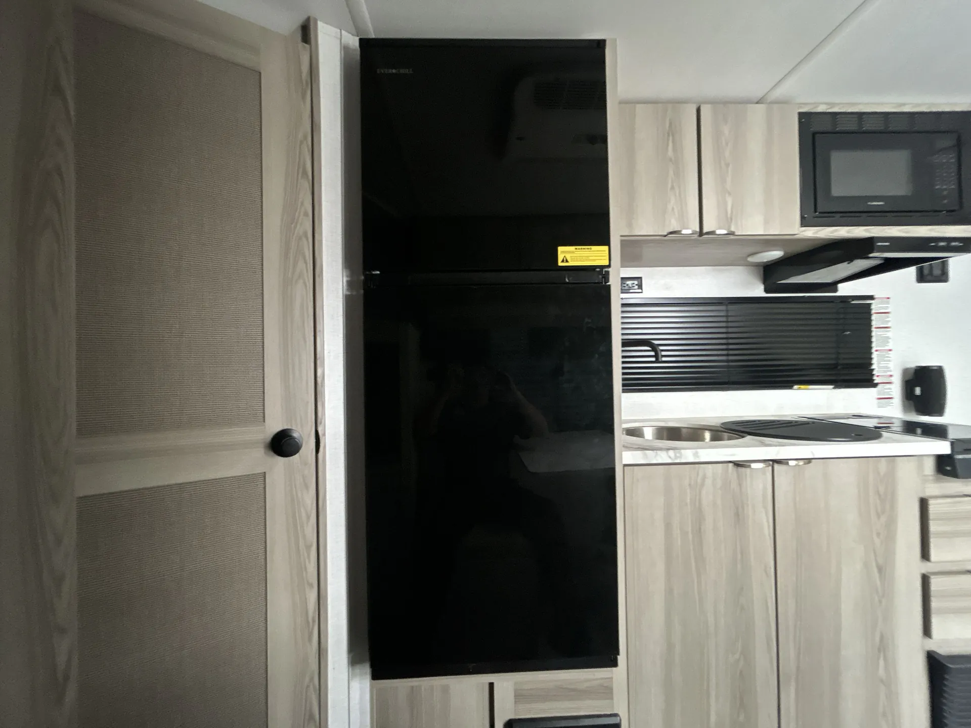 2024 Forest River Salem FSX 179DBK — fridge