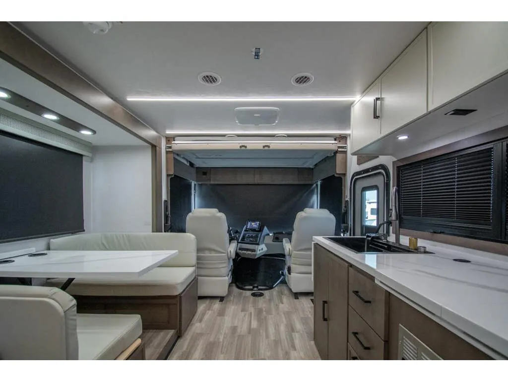 2027 Forest River Georgetown 7 Series 36D7 - Photo 4