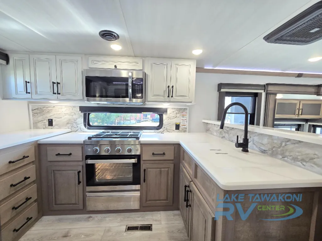 2024 Keystone Montana 3901RK, Photos photo 14