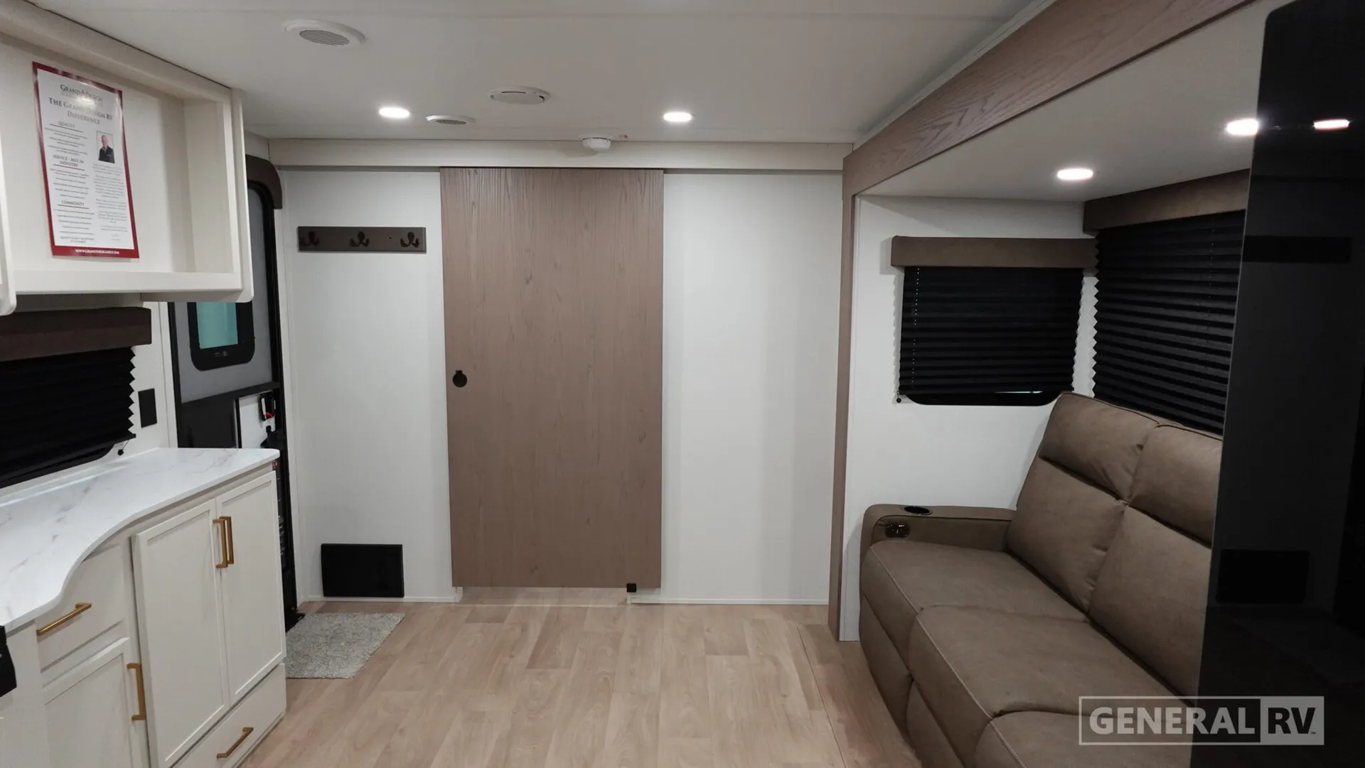 2026 Grand Design Transcend Xplor 22RBX - Photo 3