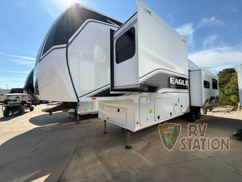 2026 Jayco Eagle 335LSTS - Photo 4