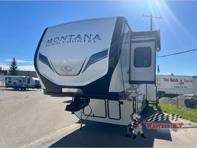 2022 Keystone Montana High Country 331RL - Photo 2