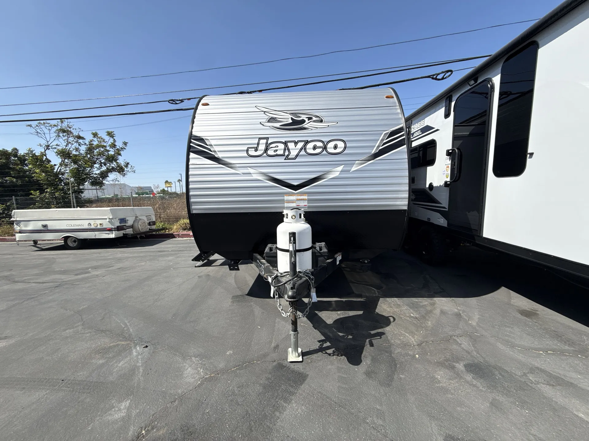 2025 Jayco Jay Flight SLX 197MBW — front