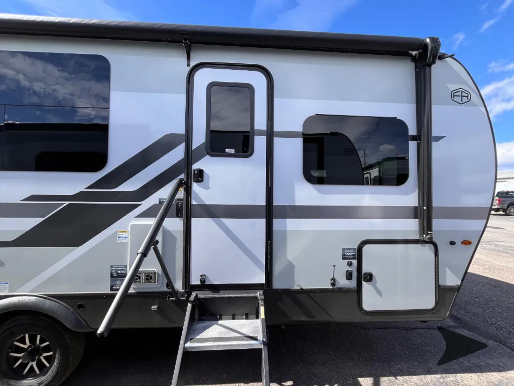 2026 Forest River Flagstaff Micro Lite 25FBD, Photos photo 14