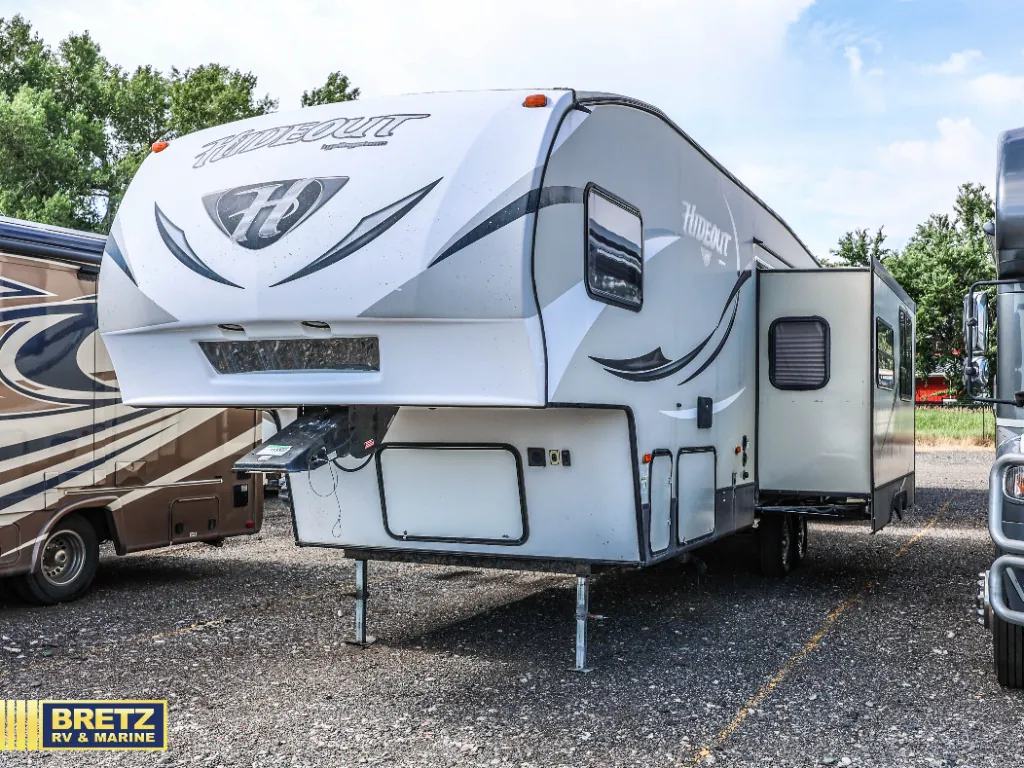 2015 Keystone RV Hideout 298BHDS - Photo 3
