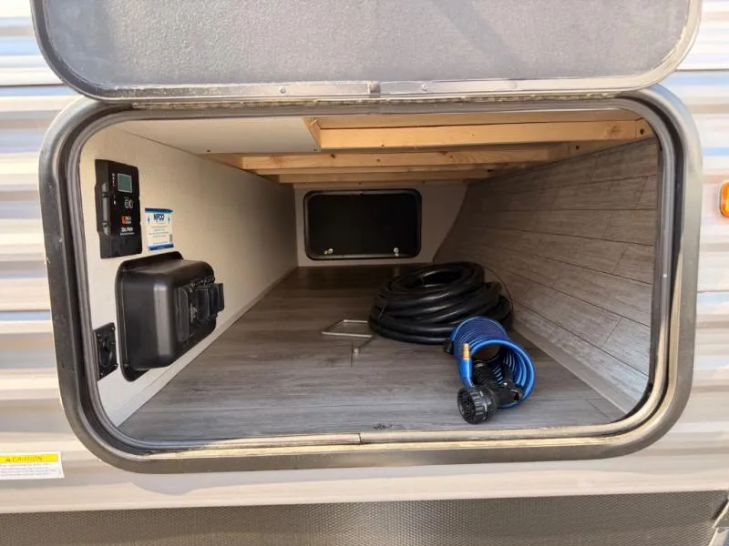 2026 Coachmen RV Catalina Summit Series 8 281QBUNK - Photo 4