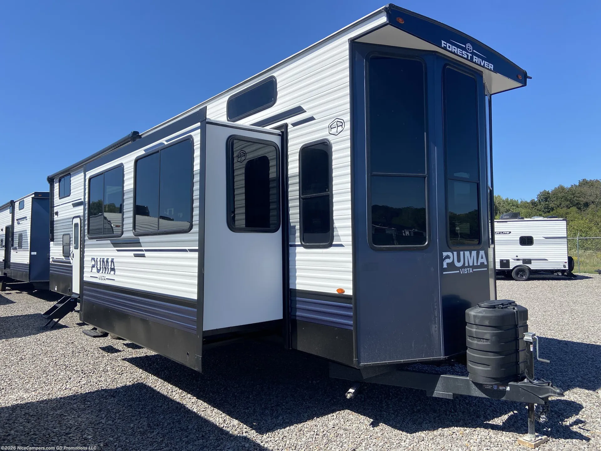 2027 Forest River Puma Vista 402LFT