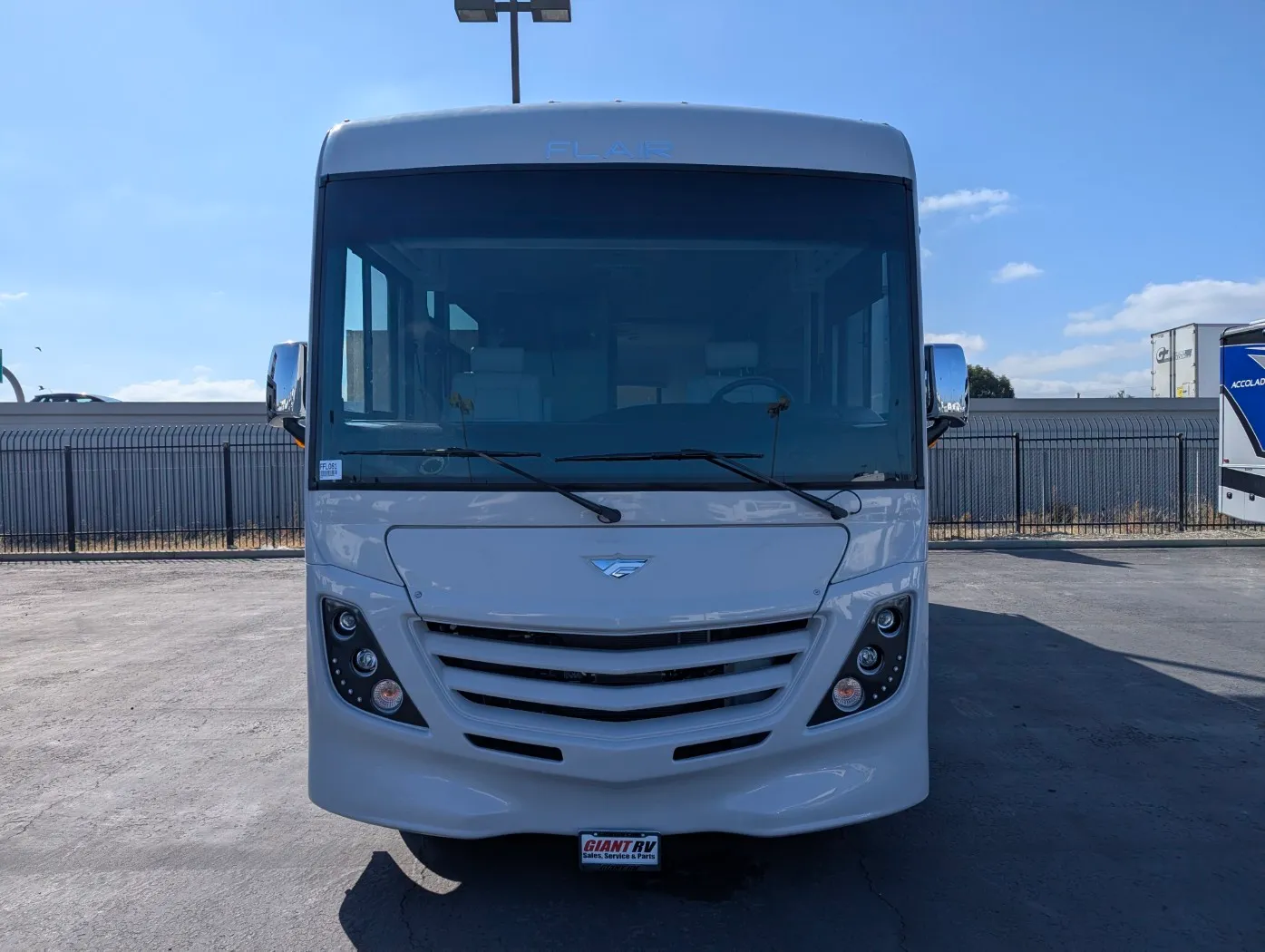 2026 Fleetwood Flair 29M - Photo 3