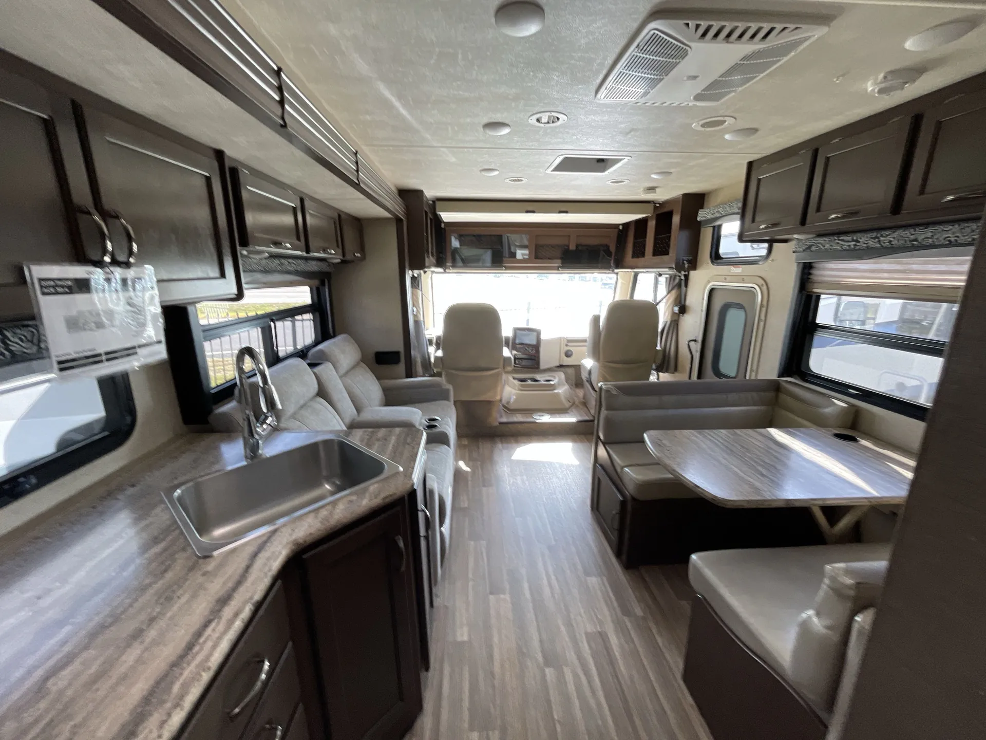 2019 Thor Motor Coach Ace 30.4 - Photo 4