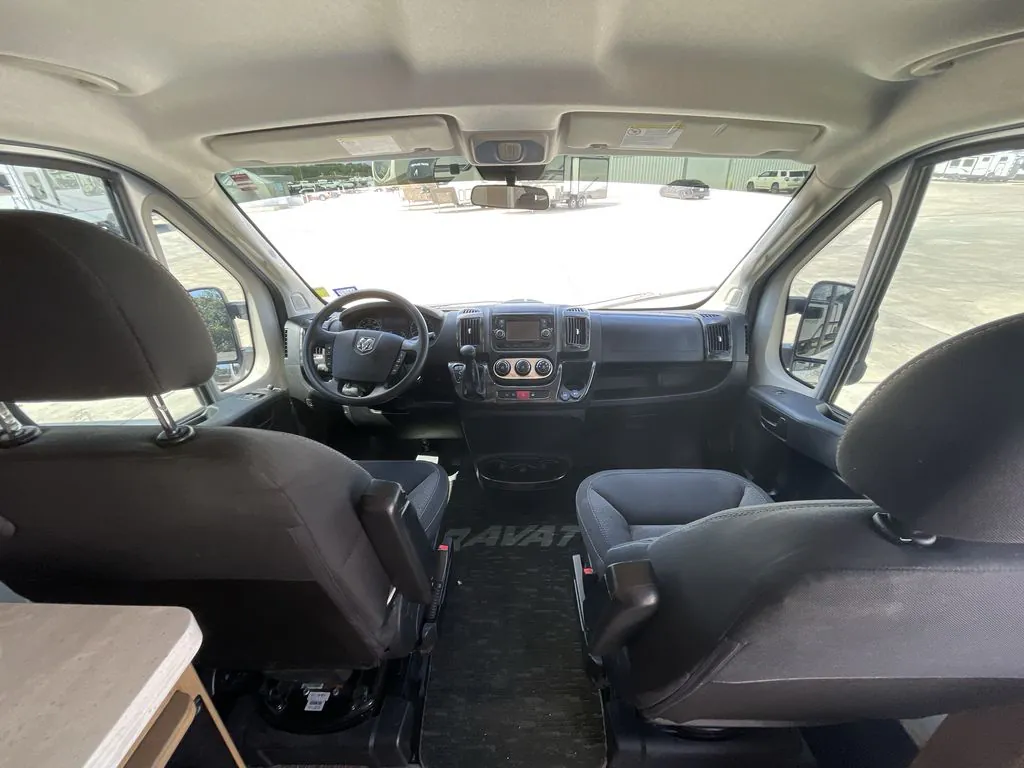 2019 Winnebago Travato 59KL, Photos photo 15