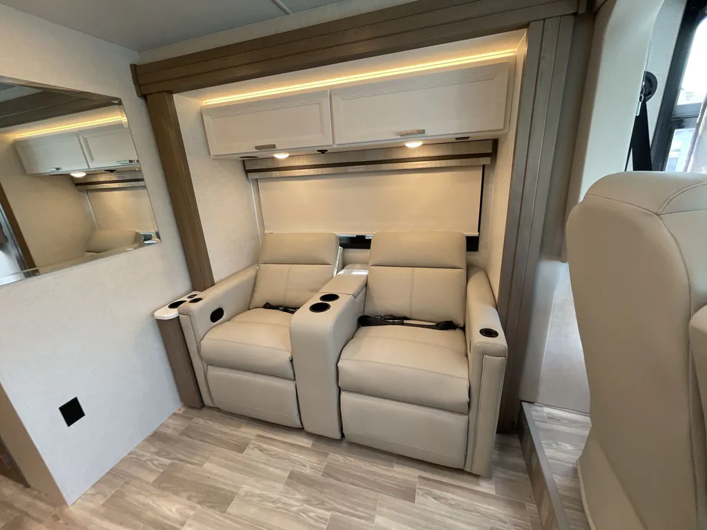 2026 Thor Motor Coach Axis 26.2, Photos photo 15
