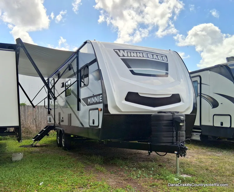 2024 Winnebago Minnie 2327TB - Photo 2