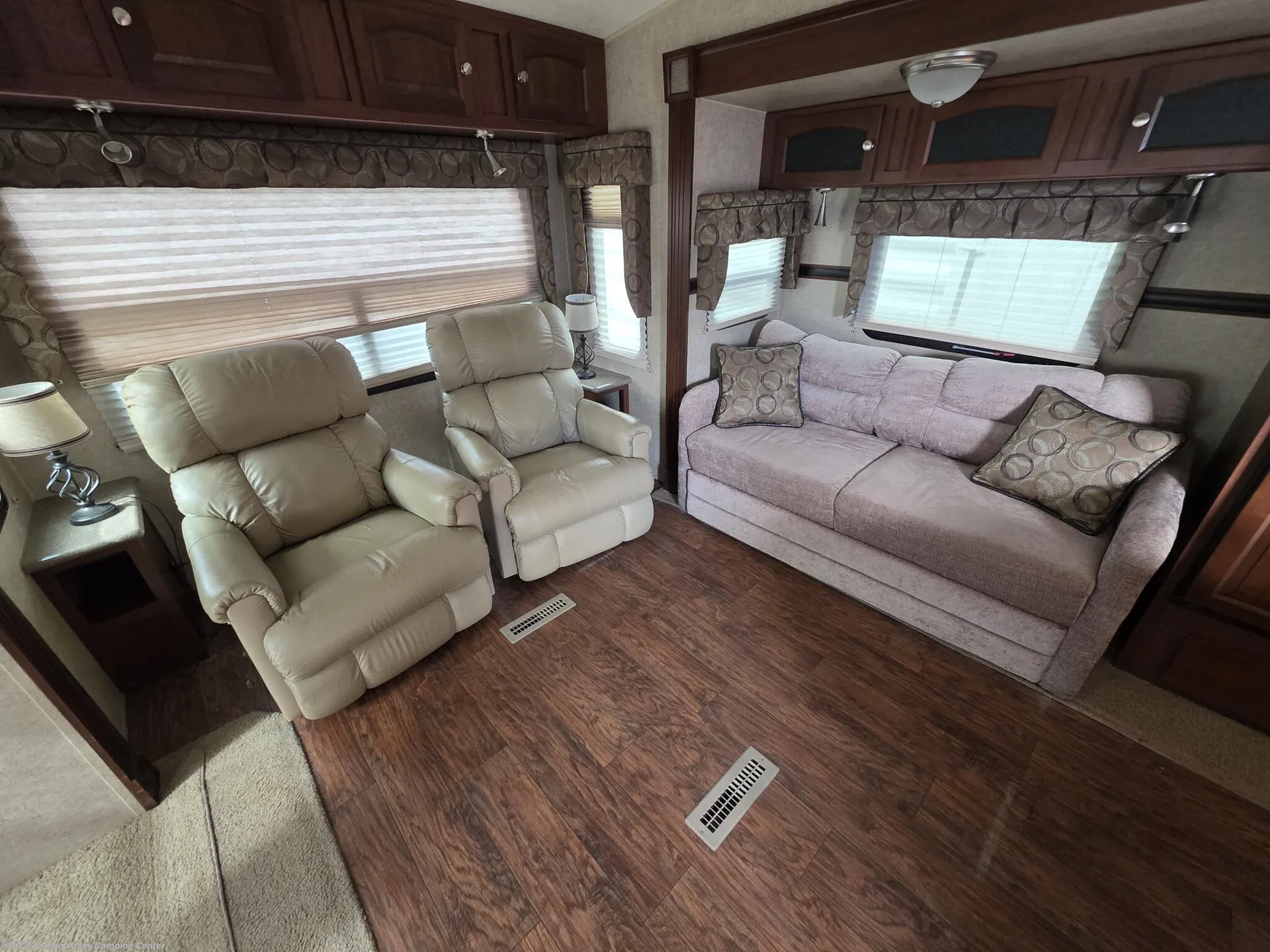 2016 Forest River Rockwood Signature Ultra Lite 8289WS — Photo 6