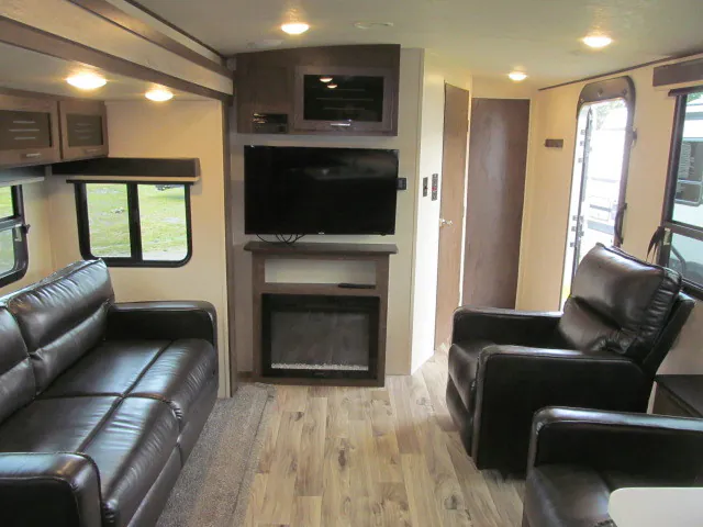 2018 Forest River Salem Hemisphere Lite 282RK, Photos photo 19