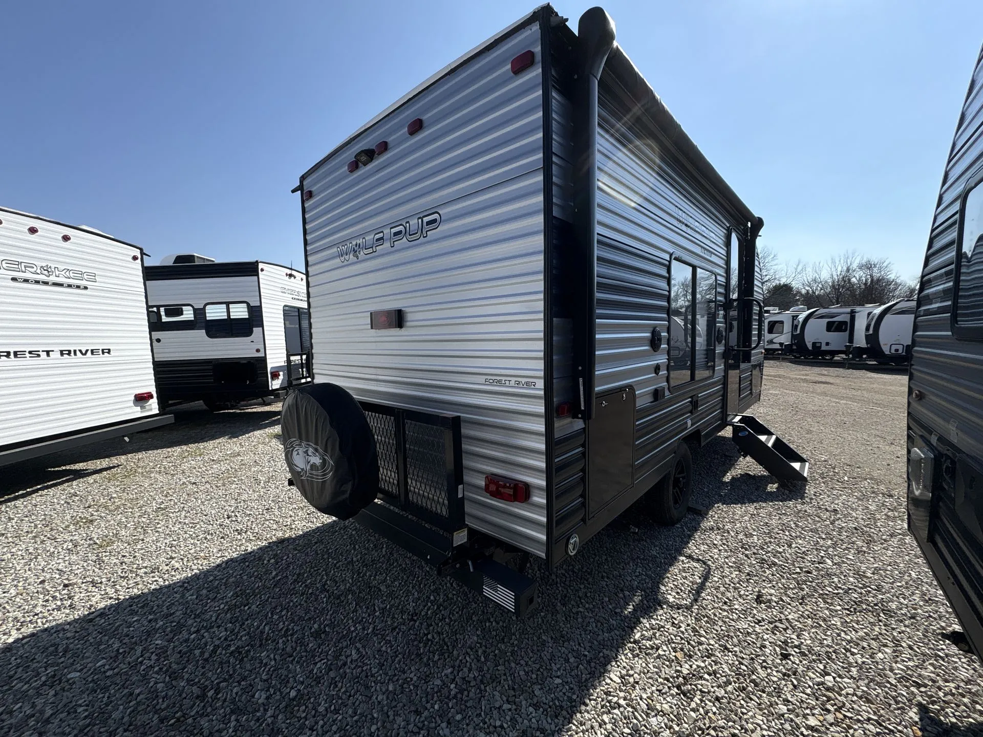 2022 Forest River Cherokee Wolf Pup 16FQ - Photo 4