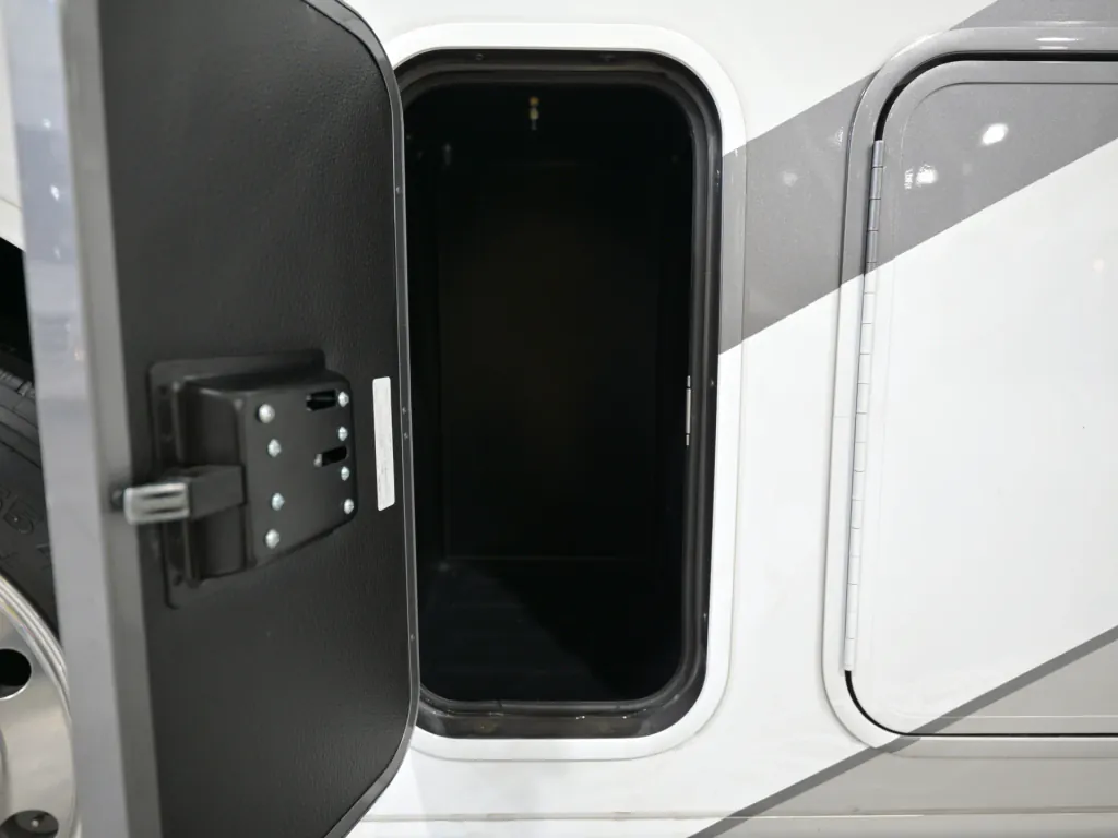 2027 Entegra Coach Vision XL 36C, Photos photo 60