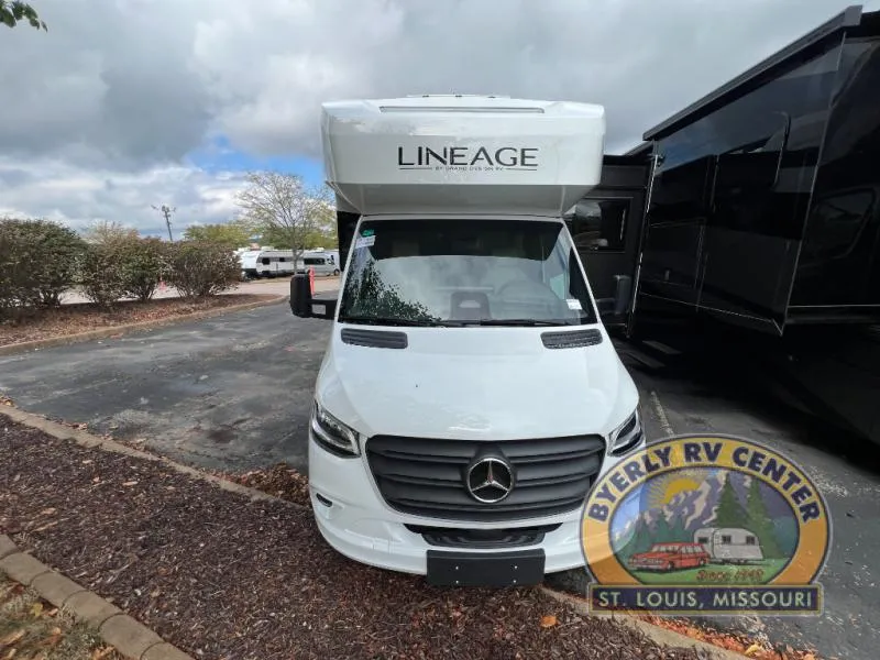 2026 Grand Design Lineage Series M 25TK - Photo 3