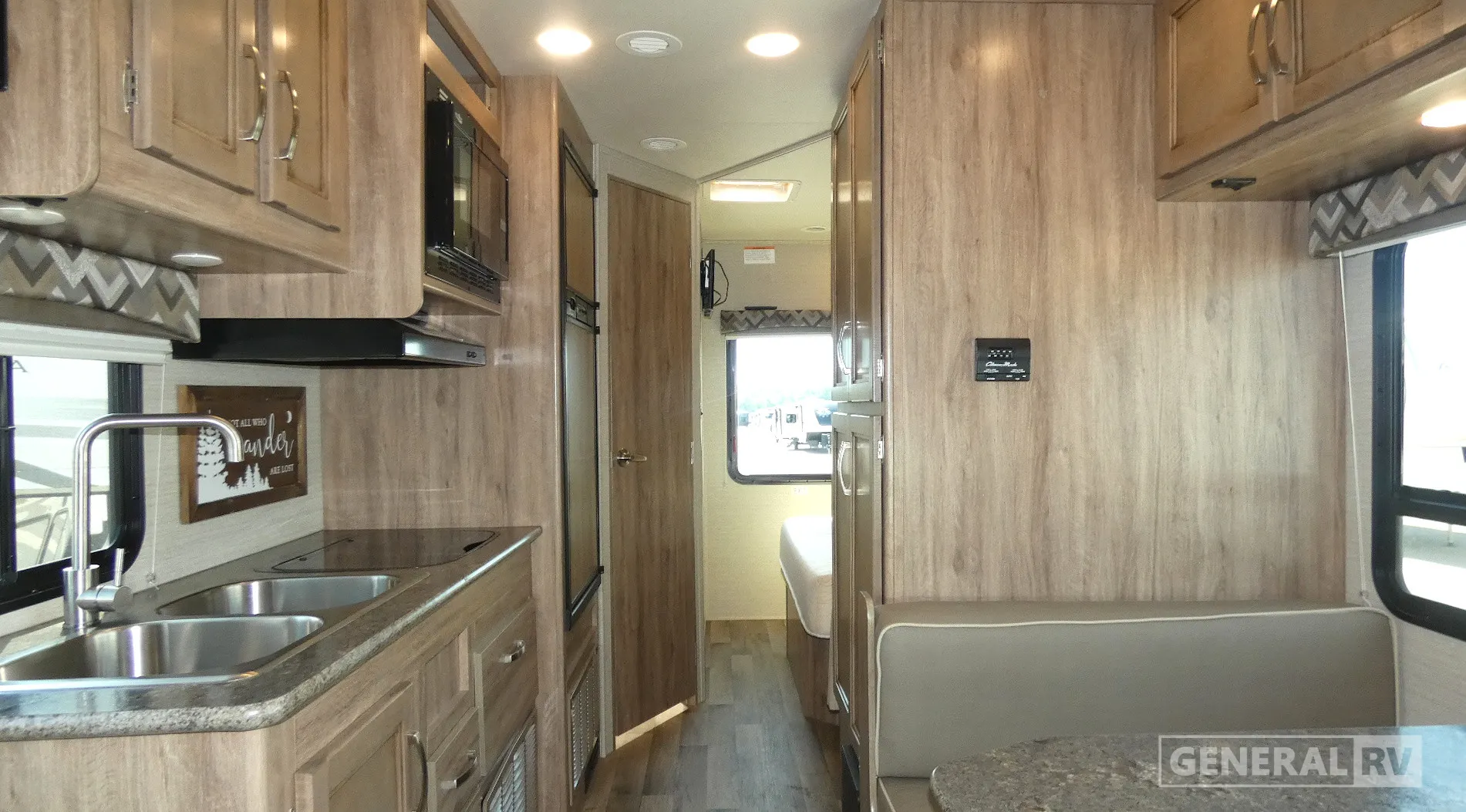 2019 Jayco Redhawk 22C - Photo 3