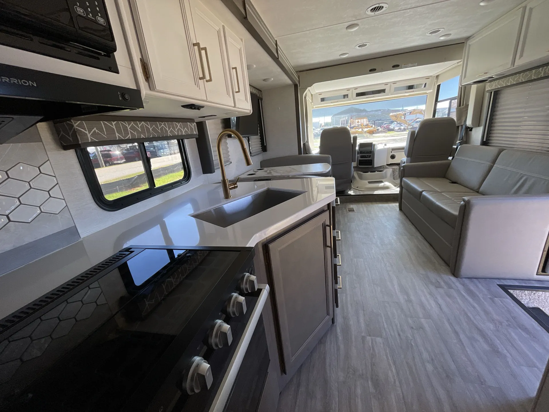 2024 Thor Motor Coach Resonate 30C — living area main