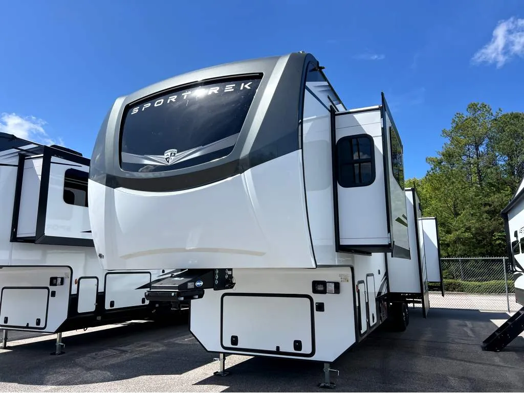 2026 Venture RV SportTrek 5 Touring Edition STTF365VFL - Photo 2