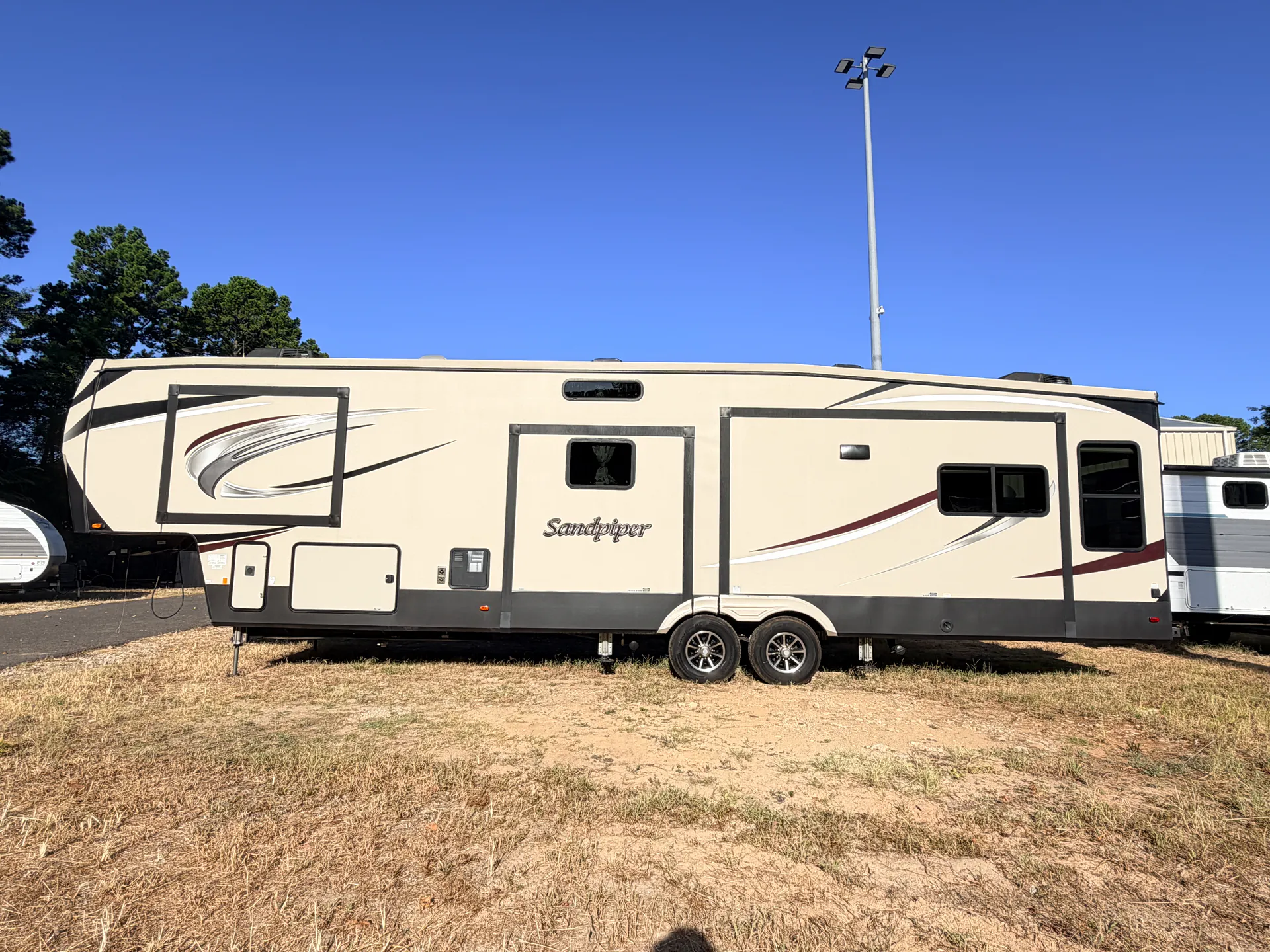 2020 Forest River Sandpiper 372LOK - Photo 4