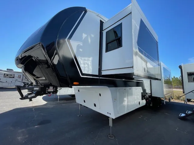 2026 Brinkley Model Z 3515, Photos photo 5