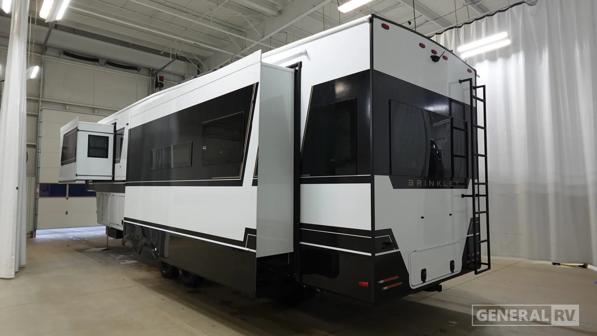 2026 Brinkley Model Z 3600 - Photo 4