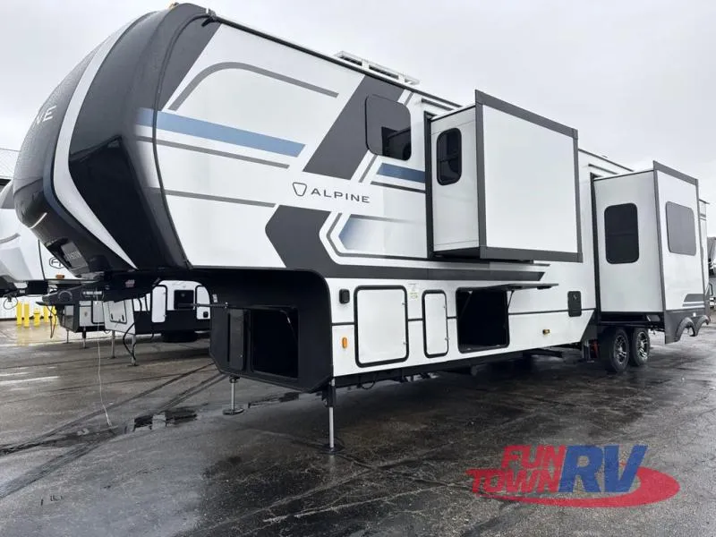 2026 Keystone Alpine 3910RK - Photo 4