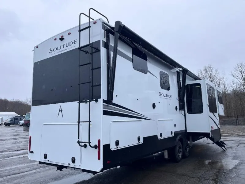 2026 Grand Design Solitude 380FL - Photo 4