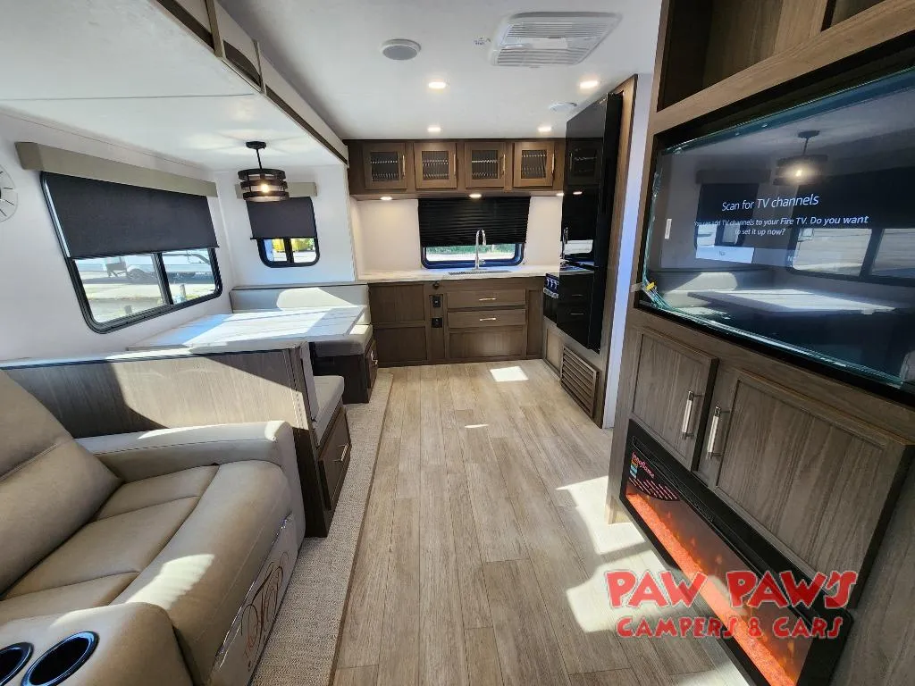 2027 Coachmen Freedom Express Ultra Lite 259FKDS - Photo 4