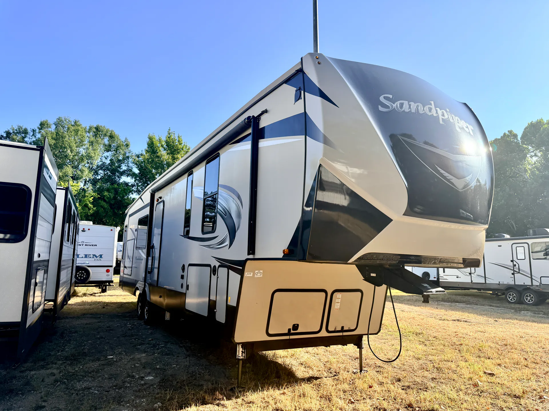 2020 Forest River Sandpiper 372LOK — Photo 1