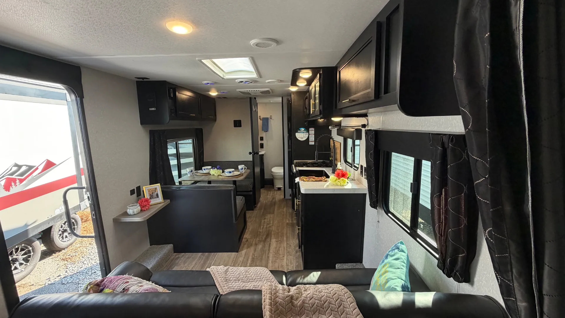 2022 Forest River Cherokee Grey Wolf 24JS dealer photo 2 from Camping World