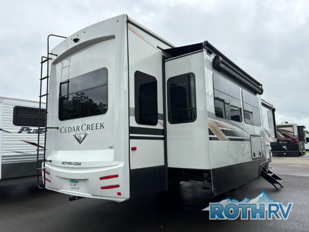 2022 Forest River Cedar Creek Champagne Edition 38EL, Photos photo 4