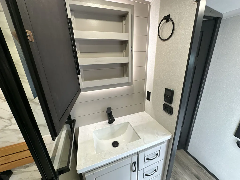 2026 Jayco North Point 395DSDB, Photos photo 33