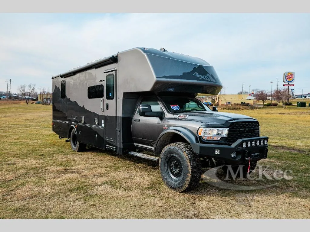 2025 Dynamax Corp Isata 5 30FW - Photo 2