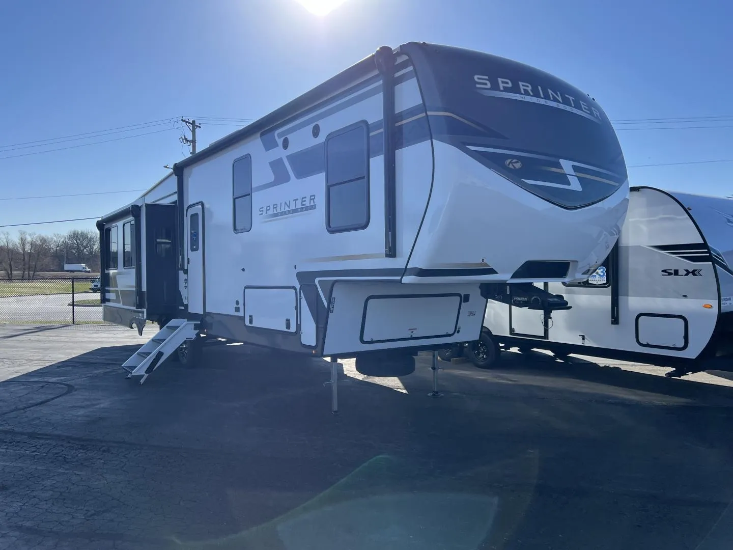 2025 Keystone Sprinter 3210RLS - Photo 2