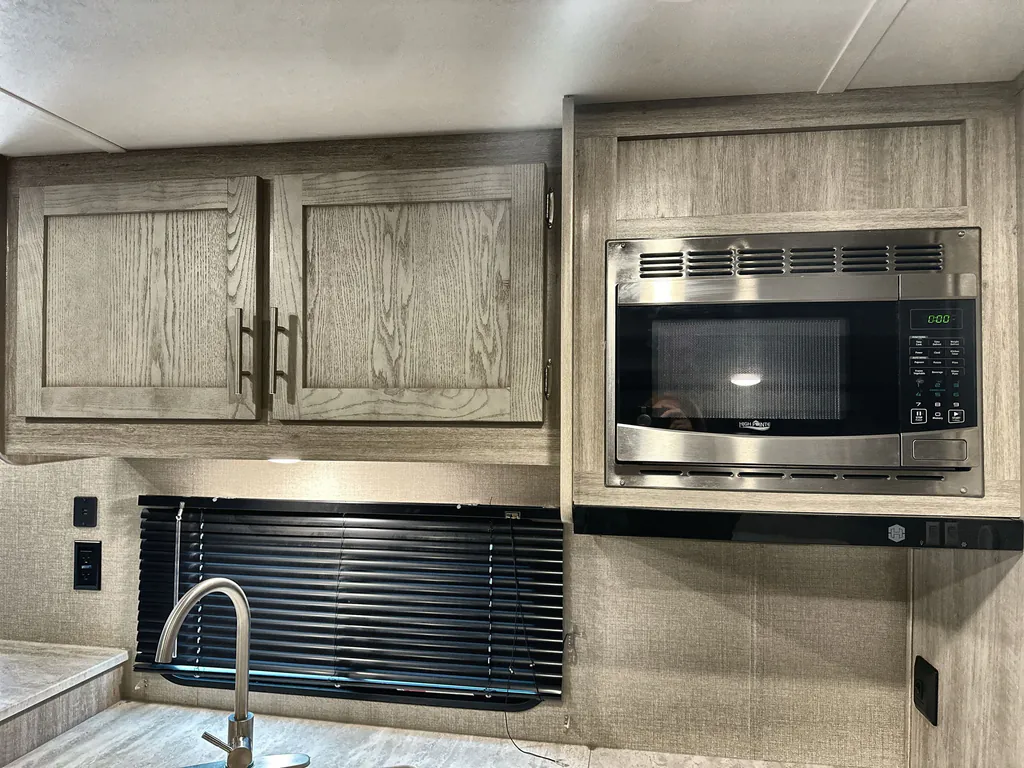 2022 Coachmen Catalina Legacy Edition 243RBS, Photos photo 12