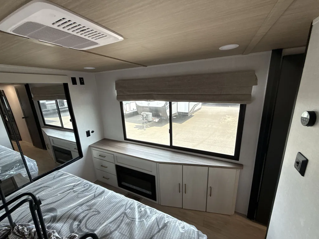 2026 Forest River Vibe 3400XL, Photos photo 13