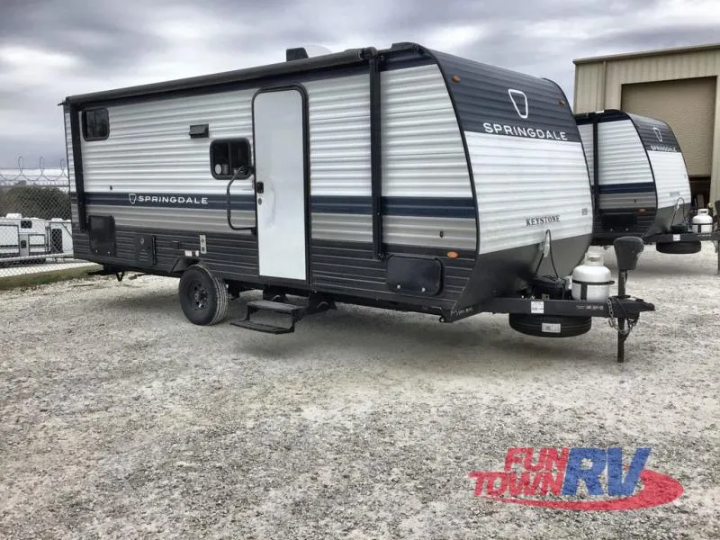 2026 Keystone Springdale Mini 1990BHS - Photo 2