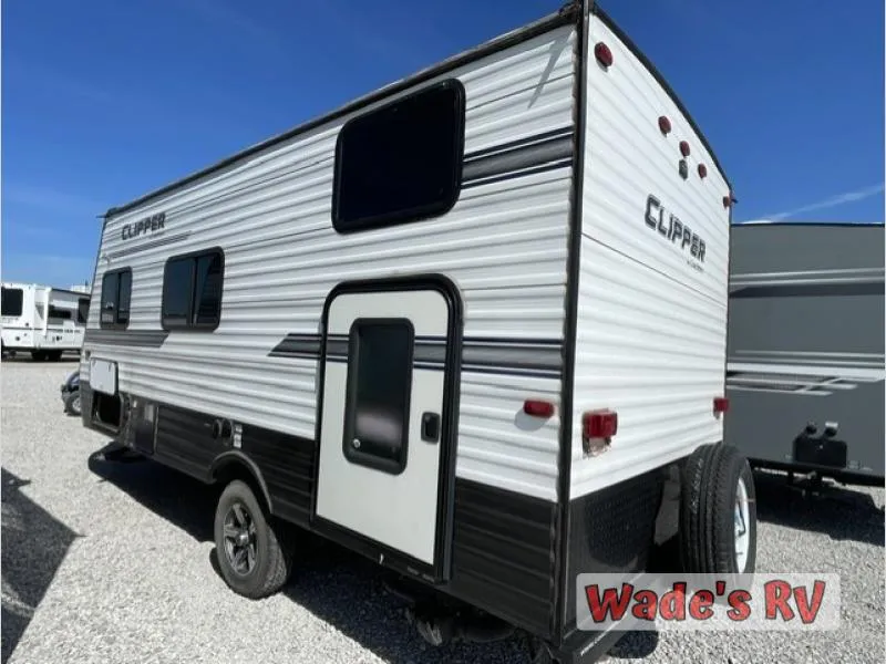2018 Coachmen RV Clipper Used    M-17 - Photo 4