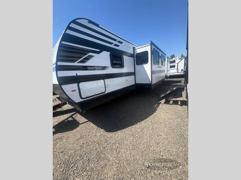 2026 Grand Design Transcend 325BHT - Photo 4