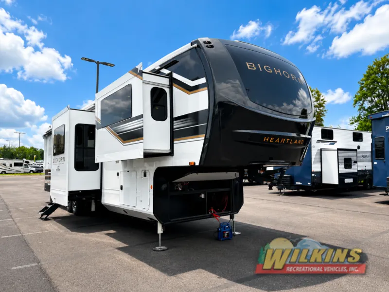 2027 Heartland Bighorn 39FL - Photo 2