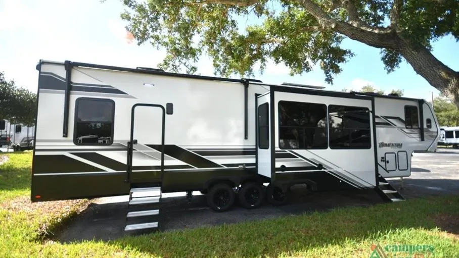 2026 Grand Design Momentum G-Class 394G - Photo 3
