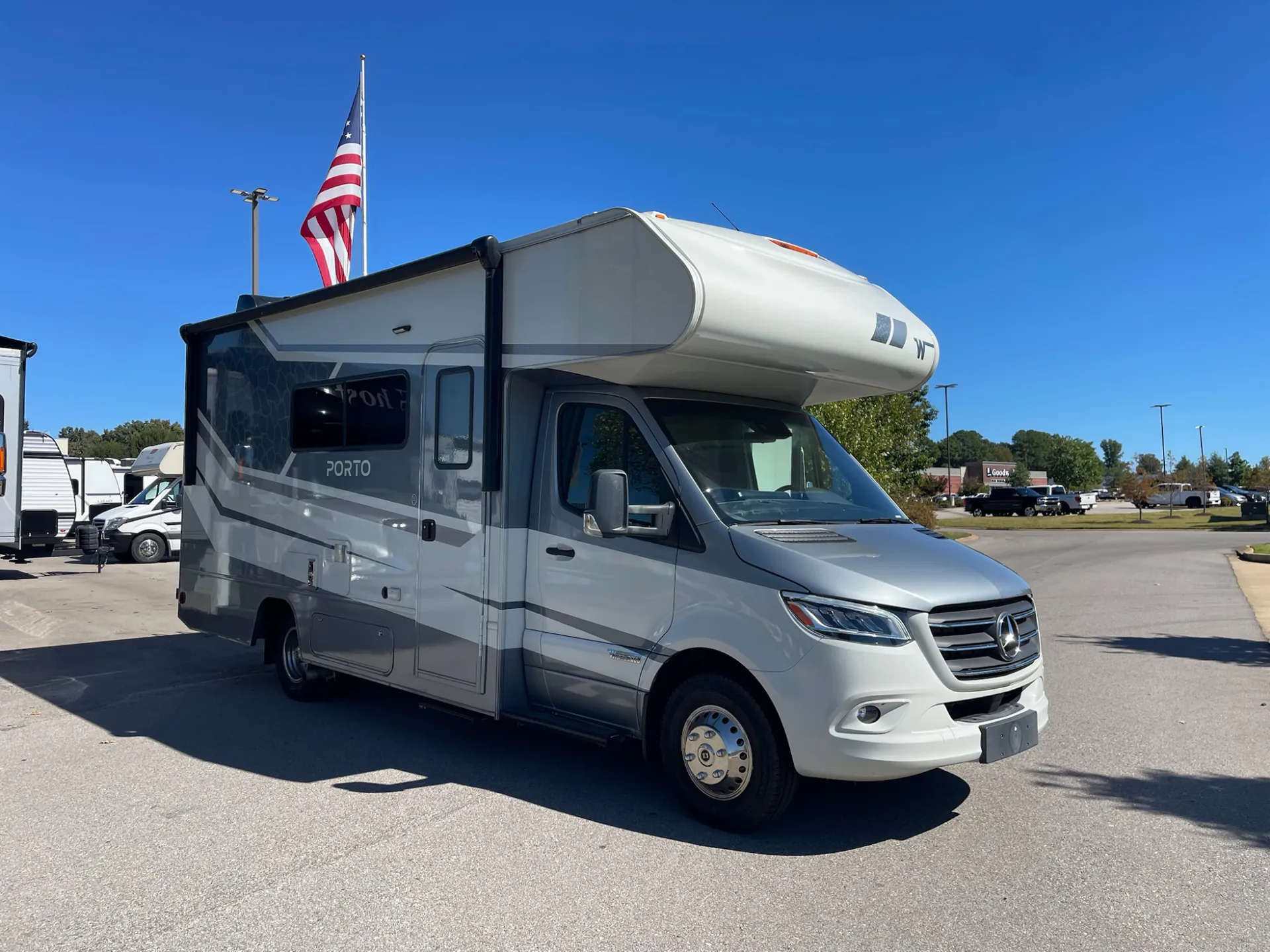 2024 Winnebago Porto 24P - Photo 2