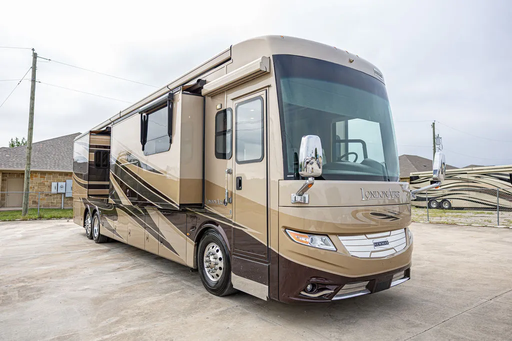 2018 Newmar London Aire 4531 - Photo 2