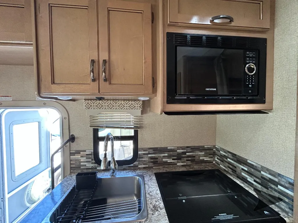 2018 Thor Motor Coach Freedom Elite 22FE, Photos photo 12