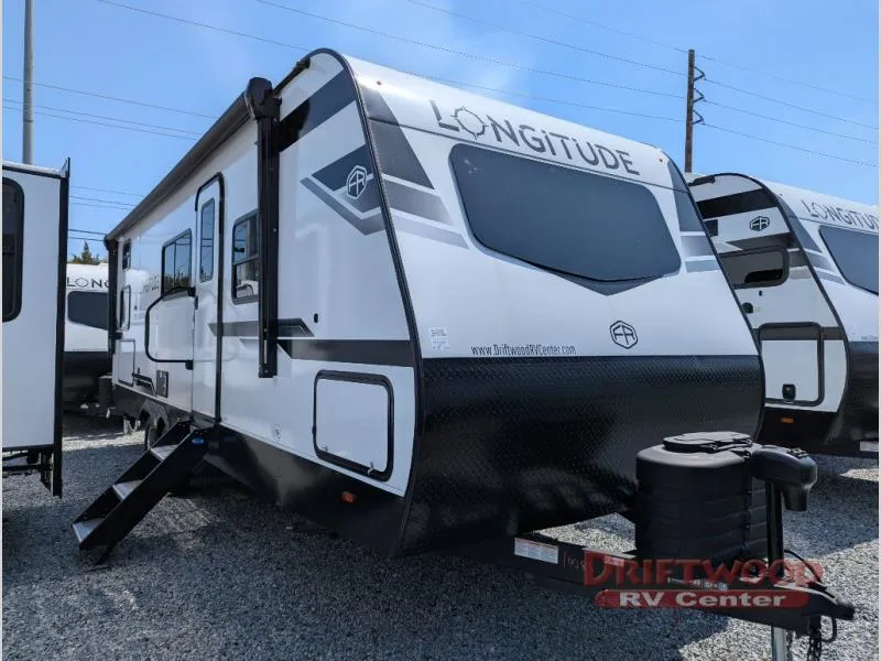 2026 East to West Longitude 255BH - Photo 2